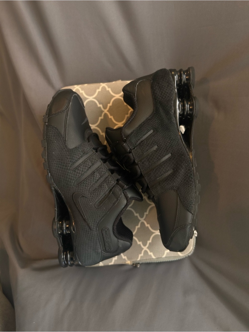 Nike Shox NZ “Triple Black” (GREAT CONDITION) - Picture 4 of 12